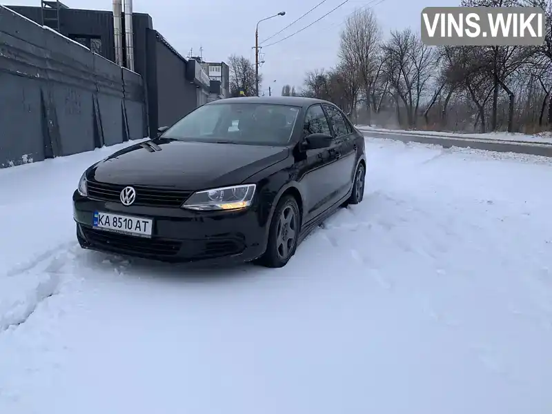 Седан Volkswagen Jetta 2013 1.98 л. Автомат обл. Київська, Київ - Фото 1/21