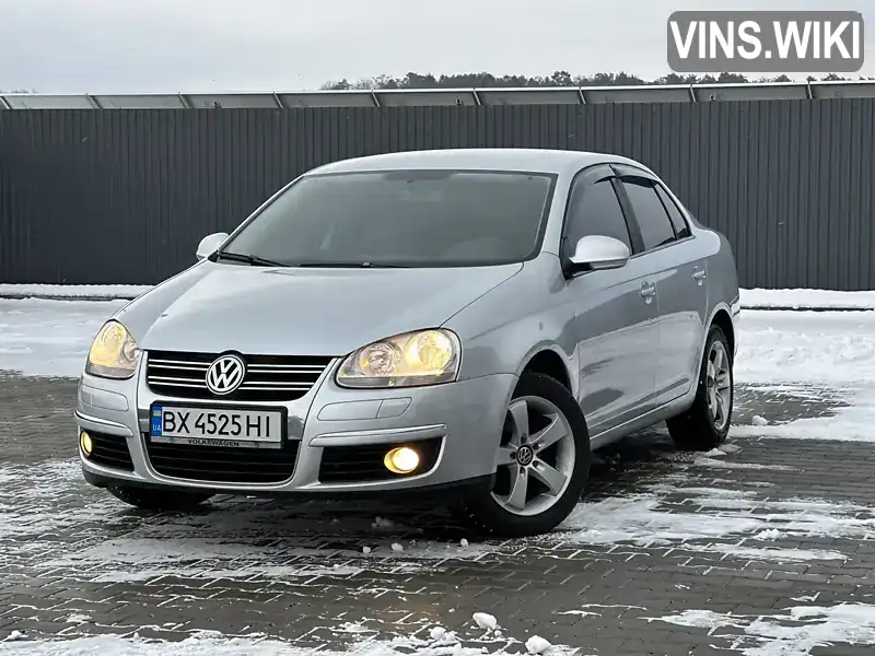 Седан Volkswagen Jetta 2007 1.6 л. обл. Хмельницька, Летичів - Фото 1/21