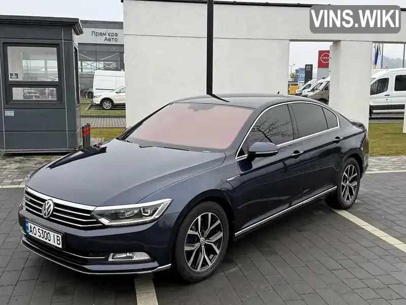 Седан Volkswagen Passat 2015 2 л. Автомат обл. Закарпатська, Мукачево - Фото 1/21