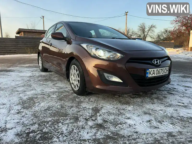 Хетчбек Hyundai i30 2012 1.59 л. Автомат обл. Київська, Київ - Фото 1/17