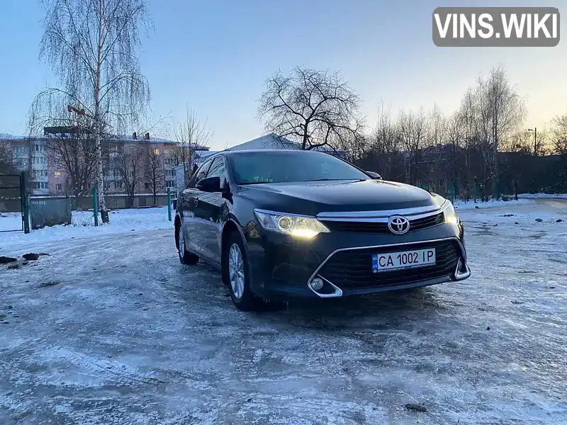 Седан Toyota Camry 2017 2.49 л. Автомат обл. Житомирська, Житомир - Фото 1/21