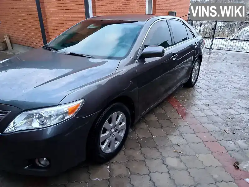 Седан Toyota Camry 2011 2.5 л. Автомат обл. Рівненська, Рівне - Фото 1/21