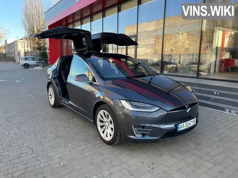 5YJXCCE22JF131922 Tesla Model X 2018 Позашляховик / Кросовер  Фото 1