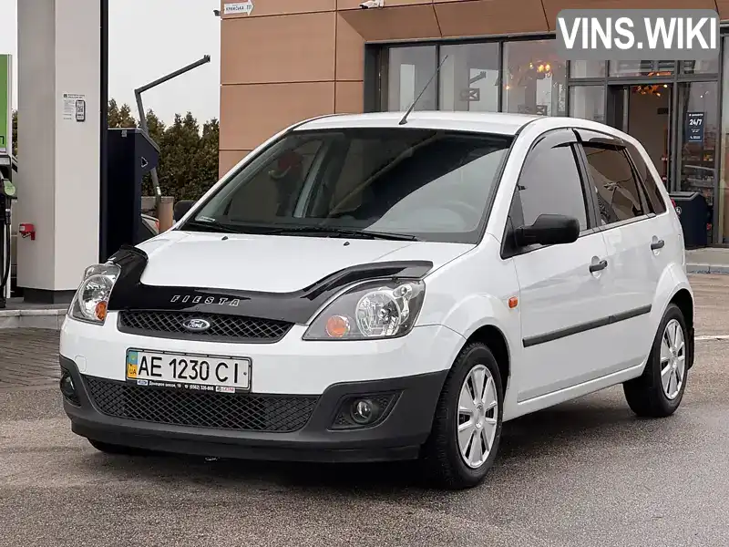 Хэтчбек Ford Fiesta 2007 1.24 л. Ручная / Механика обл. Днепропетровская, Днепр (Днепропетровск) - Фото 1/21