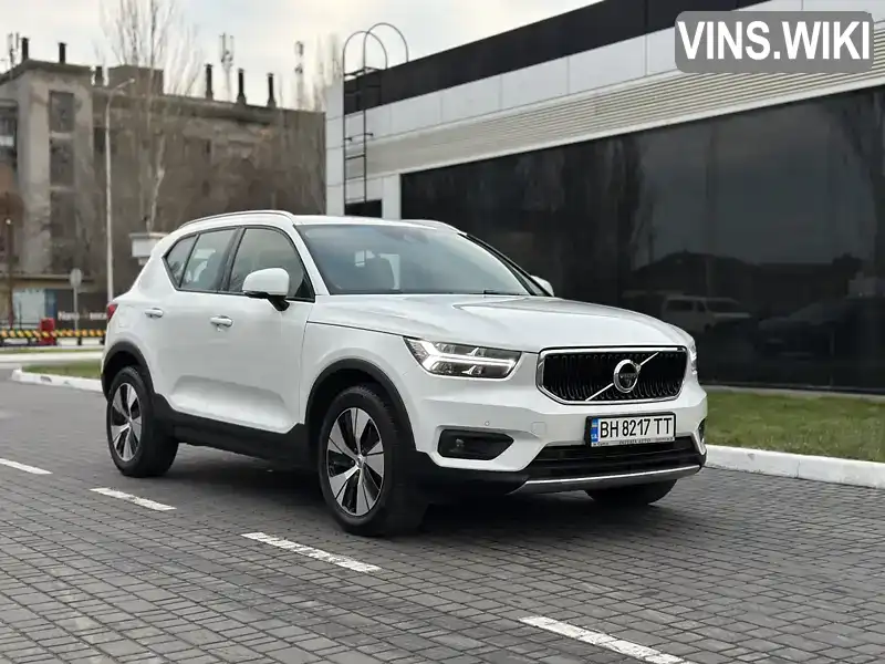 Внедорожник / Кроссовер Volvo XC40 2020 1.97 л. Автомат обл. Одесская, Одесса - Фото 1/19