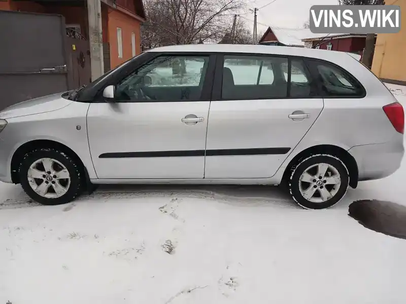 Універсал Skoda Fabia 2011 1.39 л. Ручна / Механіка обл. Чернігівська, Чернігів - Фото 1/14