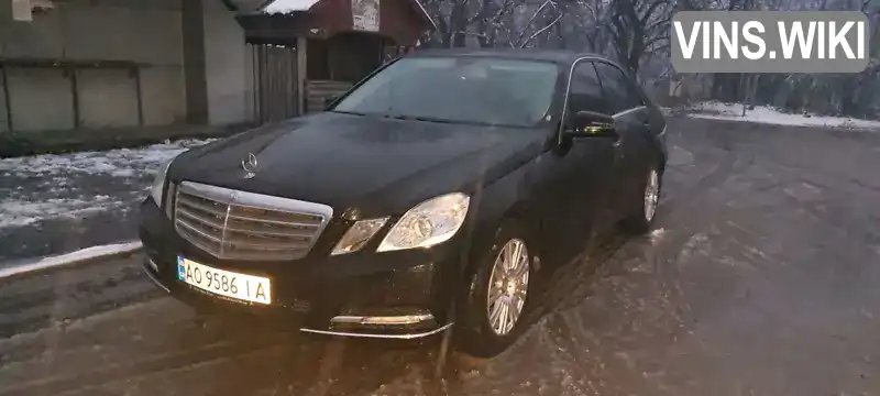 Седан Mercedes-Benz E-Class 2013 1.8 л. Автомат обл. Закарпатська, Ужгород - Фото 1/21