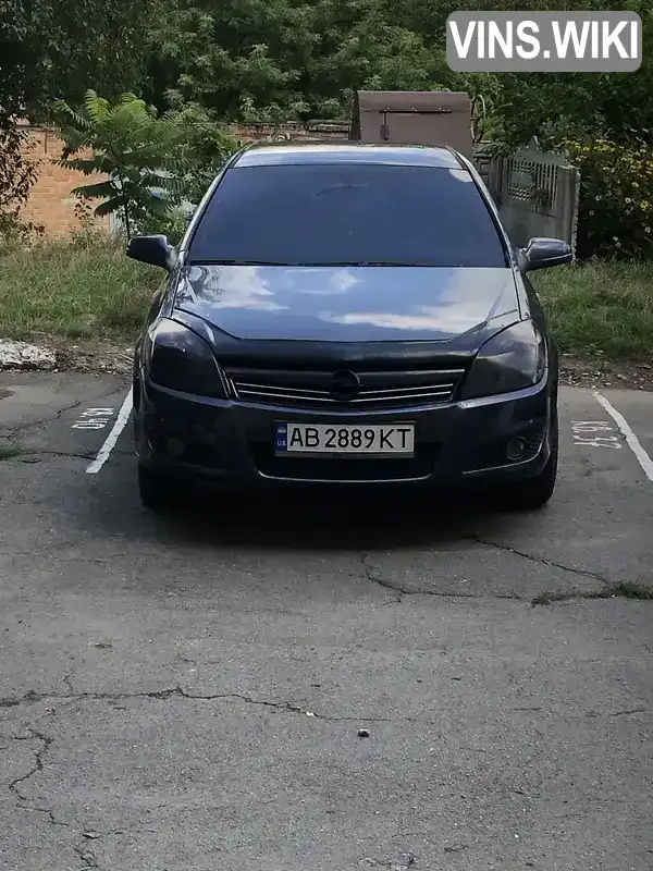 Седан Opel Astra 2008 1.8 л. Ручная / Механика обл. Хмельницкая, Каменец-Подольский - Фото 1/8