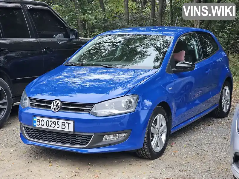 Хетчбек Volkswagen Polo 2012 1.6 л. Ручна / Механіка обл. Чернівецька, Чернівці - Фото 1/7