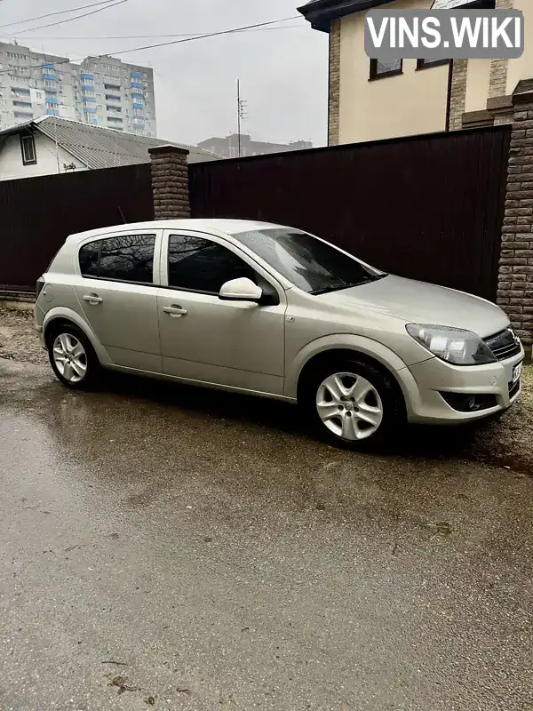 Хетчбек Opel Astra 2011 1.36 л. Ручна / Механіка обл. Київська, Бровари - Фото 1/11