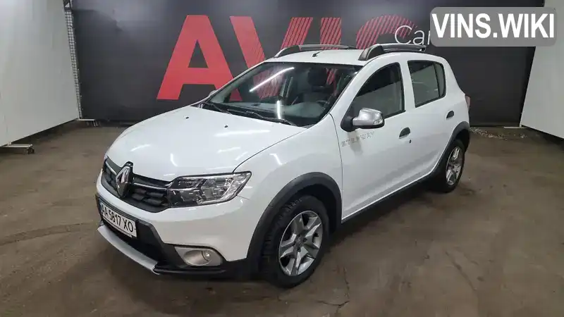 Хетчбек Renault Sandero 2019 0.9 л. Ручна / Механіка обл. Київська, Київ - Фото 1/15