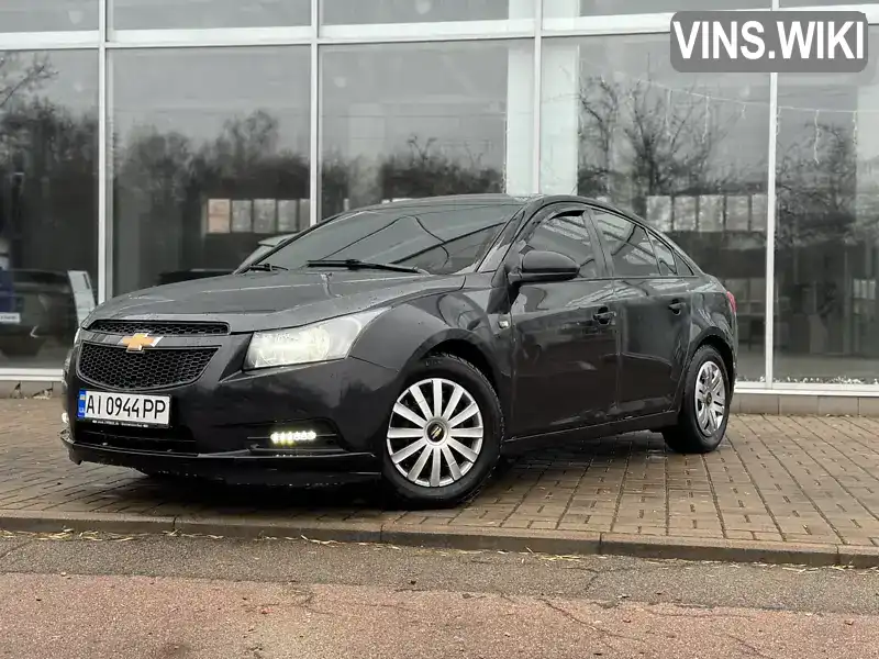 Седан Chevrolet Cruze 2015 1.8 л. Автомат обл. Чернігівська, Чернігів - Фото 1/8