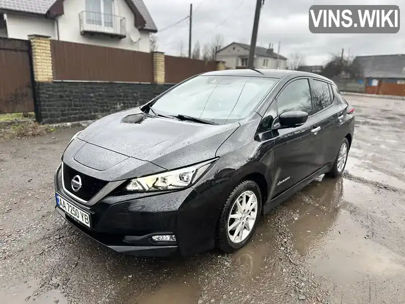 Хетчбек Nissan Leaf 2018 null_content л. Автомат обл. Київська, Боярка - Фото 1/17