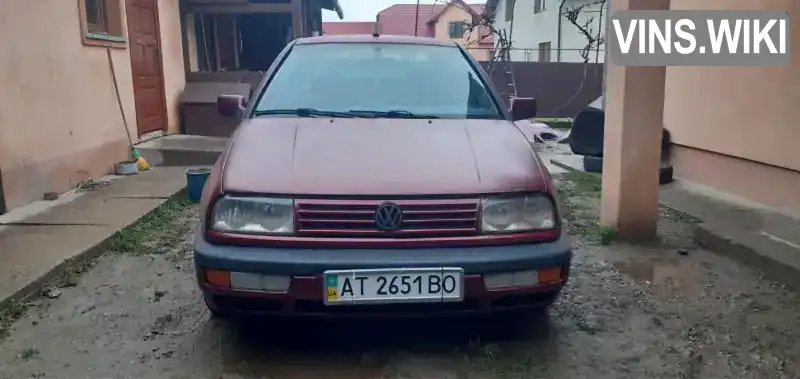 Седан Volkswagen Vento 1993 2 л. обл. Ивано-Франковская, Ивано-Франковск - Фото 1/5