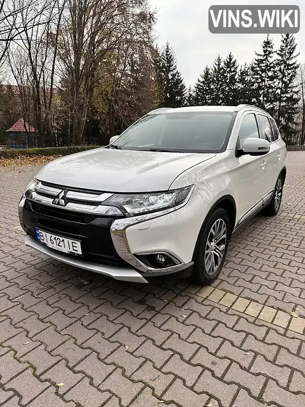 Позашляховик / Кросовер Mitsubishi Outlander 2015 2.2 л. Автомат обл. Львівська, Трускавець - Фото 1/21