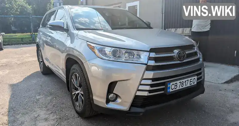 Позашляховик / Кросовер Toyota Highlander 2017 2.7 л. Автомат обл. Чернігівська, Чернігів - Фото 1/8