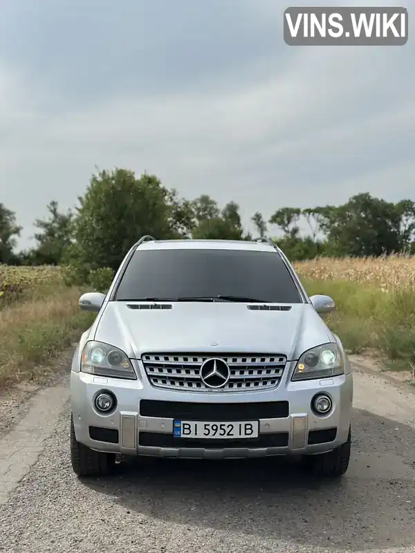 Позашляховик / Кросовер Mercedes-Benz M-Class 2008 5.5 л. Автомат обл. Полтавська, Кременчук - Фото 1/21