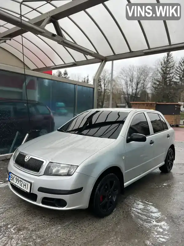 Хетчбек Skoda Fabia 2006 1.2 л. Ручна / Механіка обл. Рівненська, Рівне - Фото 1/13