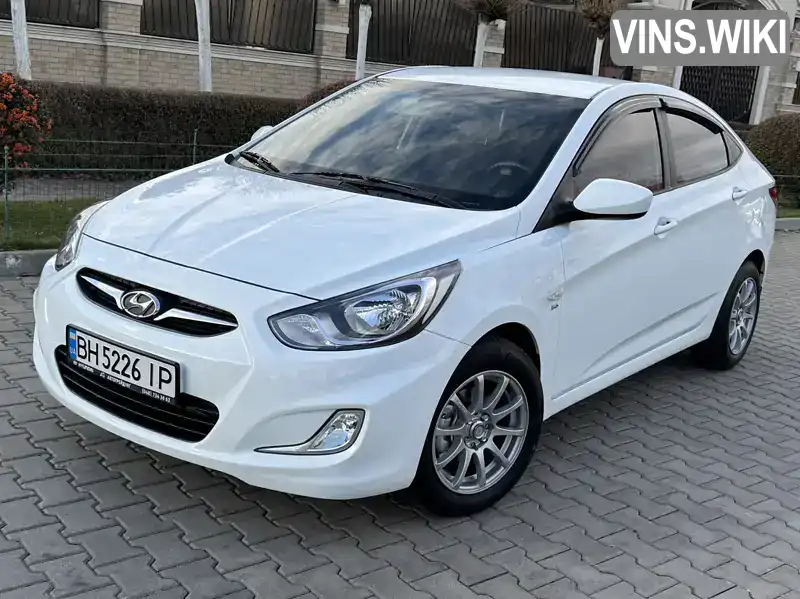 Седан Hyundai Accent 2012 1.6 л. Автомат обл. Одеська, Одеса - Фото 1/21