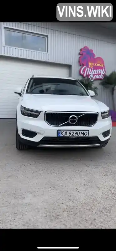 Позашляховик / Кросовер Volvo XC40 2020 2 л. Автомат обл. Київська, Київ - Фото 1/6