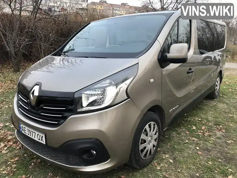 Мінівен Renault Trafic 2015 1.6 л. Ручна / Механіка обл. Дніпропетровська, Дніпро (Дніпропетровськ) - Фото 1/17