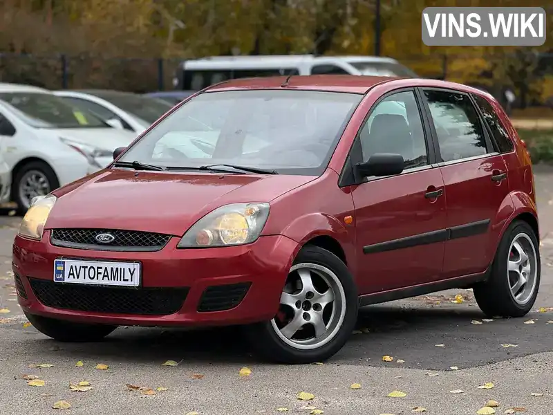 Хэтчбек Ford Fiesta 2006 1.24 л. Ручная / Механика обл. Киевская, Киев - Фото 1/16