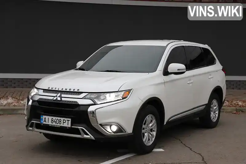 Позашляховик / Кросовер Mitsubishi Outlander 2020 2.36 л. Варіатор обл. Київська, Біла Церква - Фото 1/21