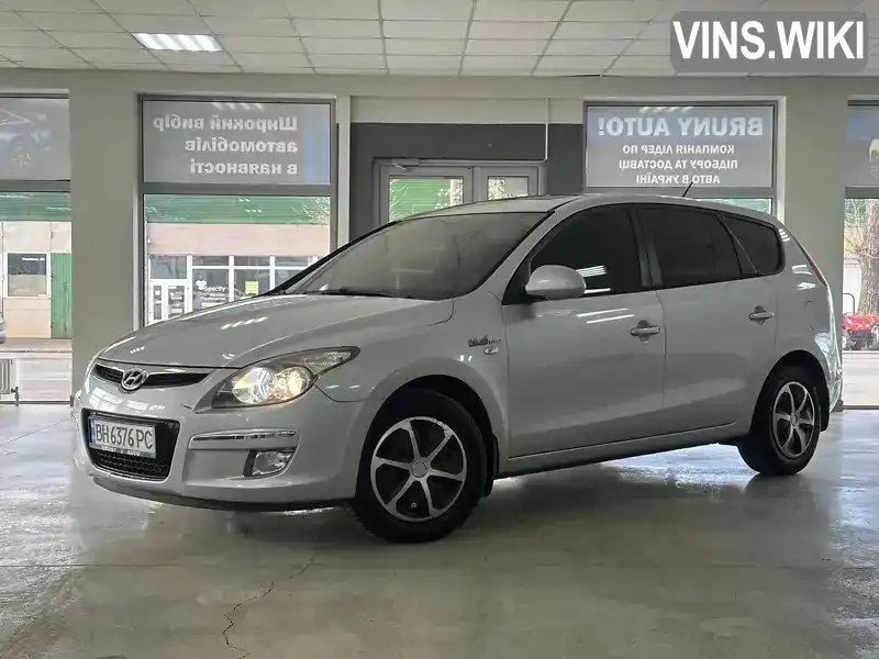 Універсал Hyundai i30 2010 1.6 л. Ручна / Механіка обл. Одеська, Одеса - Фото 1/21