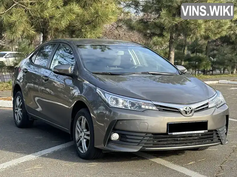 Седан Toyota Corolla 2017 1.6 л. Ручна / Механіка обл. Одеська, Одеса - Фото 1/15