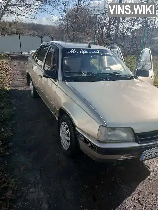 W0L000039M5051834 Opel Kadett 1990 Седан 1.4 л. Фото 1