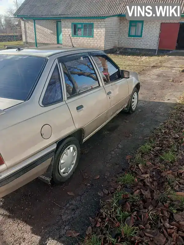 W0L000039M5051834 Opel Kadett 1990 Седан 1.4 л. Фото 2