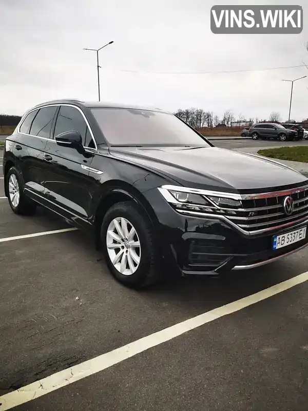 Позашляховик / Кросовер Volkswagen Touareg 2019 2.97 л. Автомат обл. Вінницька, Вінниця - Фото 1/21