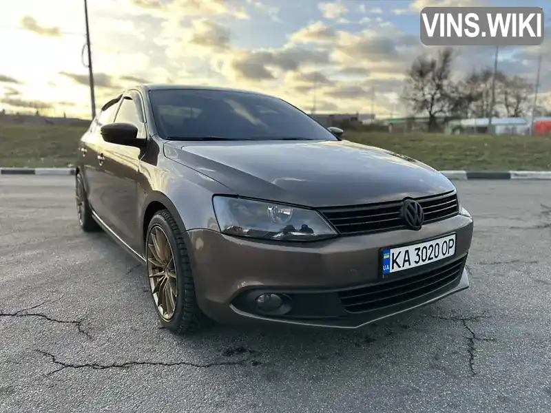 Седан Volkswagen Jetta 2010 2.5 л. Автомат обл. Київська, Київ - Фото 1/21