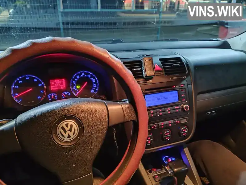 Седан Volkswagen Jetta 2007 1.6 л. Автомат обл. Черкасская, Черкассы - Фото 1/21