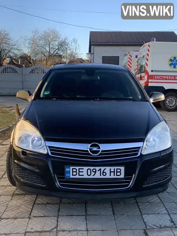 Хетчбек Opel Astra 2009 1.69 л. Ручна / Механіка обл. Миколаївська, Миколаїв - Фото 1/16