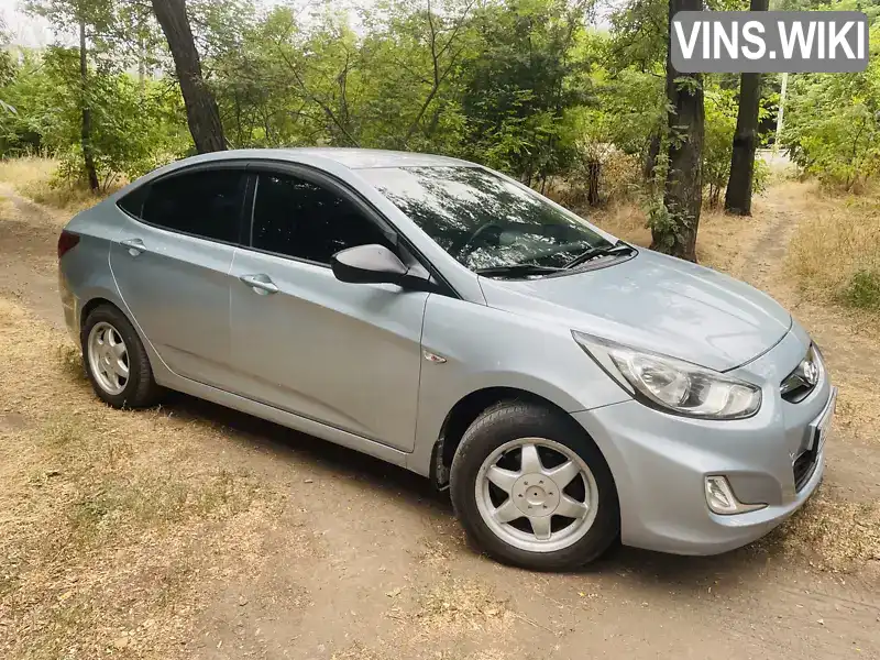 Седан Hyundai Accent 2011 1.4 л. Ручна / Механіка обл. Запорізька, Запоріжжя - Фото 1/9