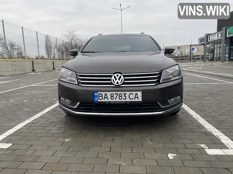 Універсал Volkswagen Passat 2012 1.6 л. Ручна / Механіка обл. Миколаївська, Первомайськ - Фото 1/14