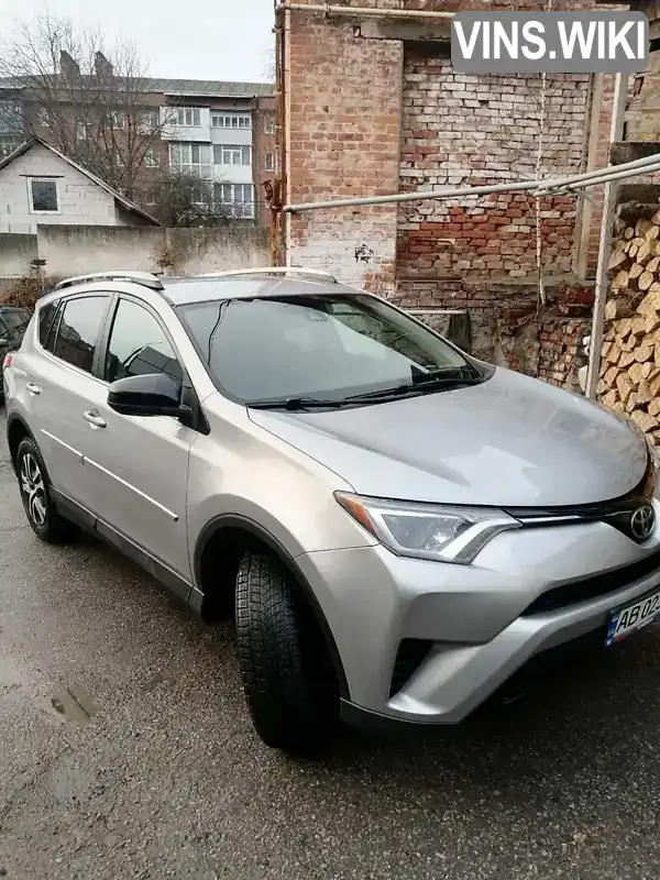 Позашляховик / Кросовер Toyota RAV4 2017 2.49 л. Автомат обл. Тернопільська, Тернопіль - Фото 1/16