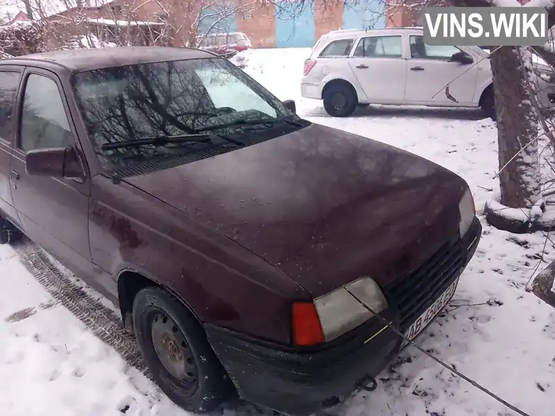 Седан Opel Kadett 1988 1.6 л. Ручна / Механіка обл. Вінницька, Вінниця - Фото 1/9