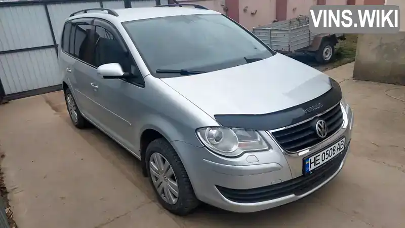 Мінівен Volkswagen Touran 2007 1.9 л. Ручна / Механіка обл. Миколаївська, Баштанка - Фото 1/13