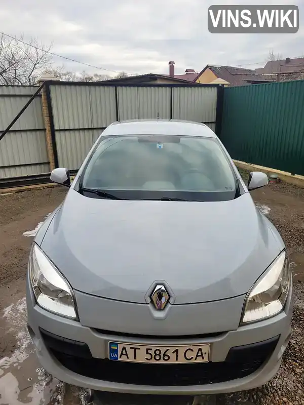 Хетчбек Renault Megane 2011 null_content л. Ручна / Механіка обл. Івано-Франківська, Івано-Франківськ - Фото 1/6