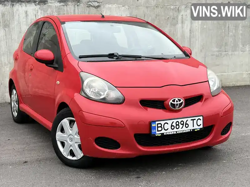 Хэтчбек Toyota Aygo 2010 1 л. обл. Львовская, Львов - Фото 1/21