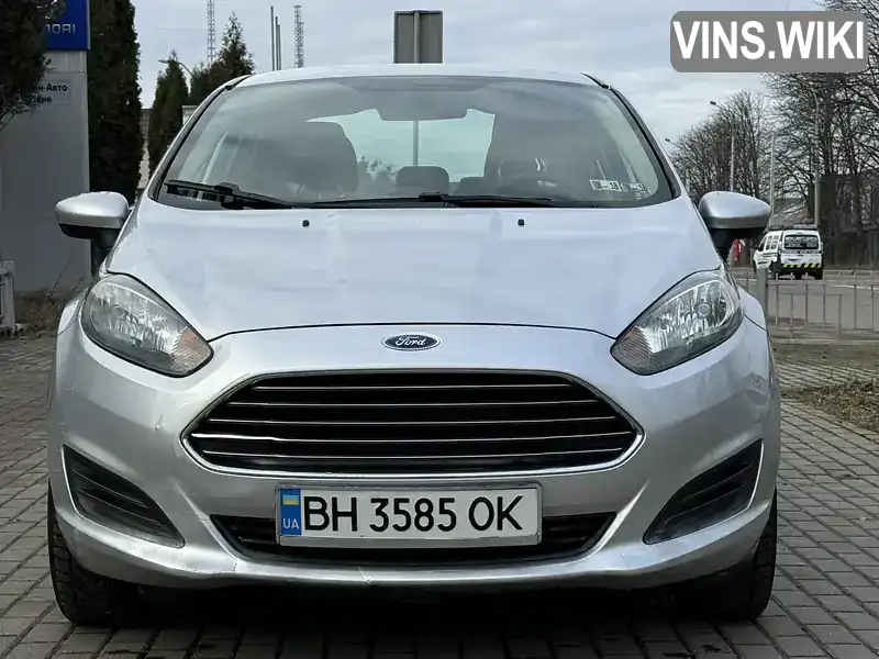 Седан Ford Fiesta 2015 1.6 л. Автомат обл. Рівненська, Рівне - Фото 1/21