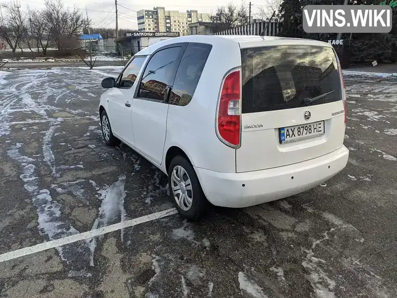 TMBNJ25J9F5025555 Skoda Roomster 2015 Микровэн 1.6 л. Фото 6