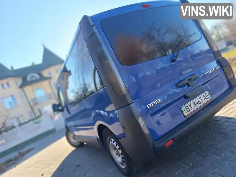 Вантажопасажирський фургон Opel Vivaro 2002 1.87 л. Ручна / Механіка обл. Чернівецька, Чернівці - Фото 1/21