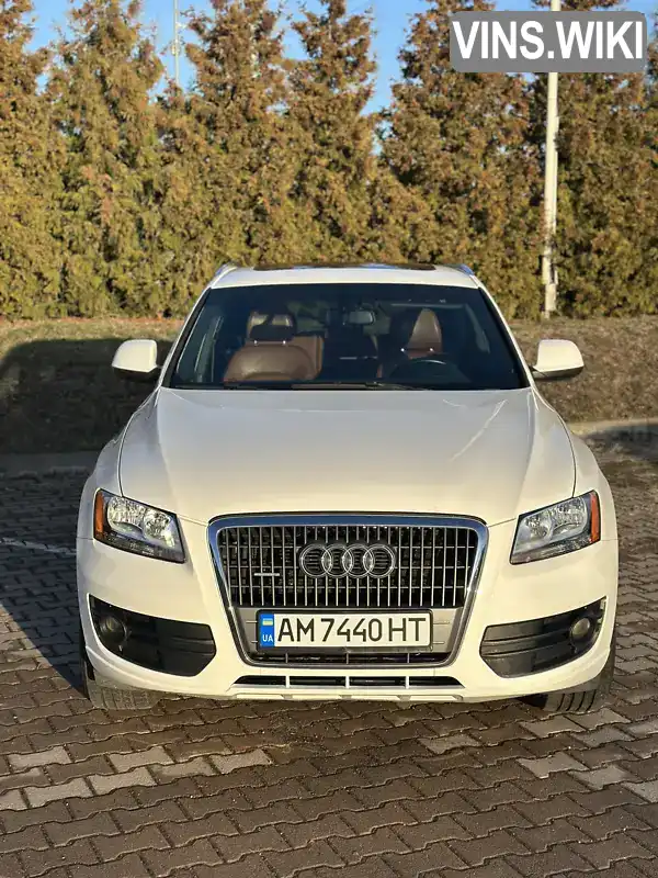 Позашляховик / Кросовер Audi Q5 2011 1.98 л. Автомат обл. Житомирська, Житомир - Фото 1/20