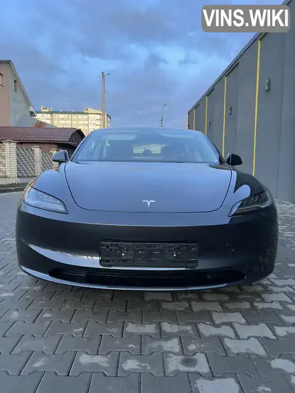 Седан Tesla Model 3 2023 null_content л. обл. Чернівецька, Чернівці - Фото 1/21