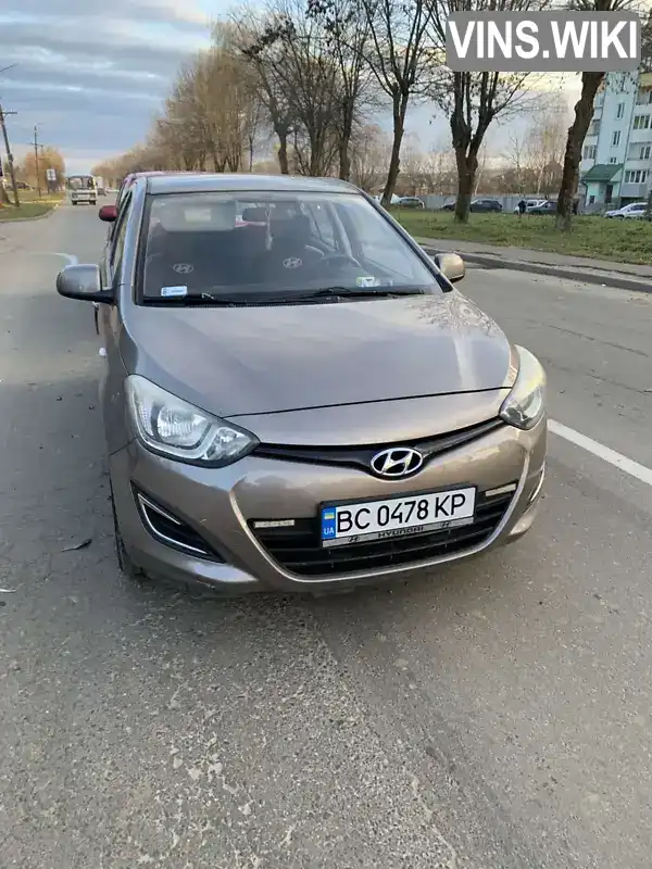 Хэтчбек Hyundai i20 2013 1.25 л. Ручная / Механика обл. Львовская, Стебник - Фото 1/9