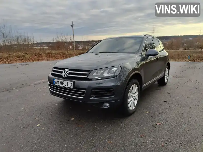 Позашляховик / Кросовер Volkswagen Touareg 2013 2.97 л. обл. Житомирська, Житомир - Фото 1/14