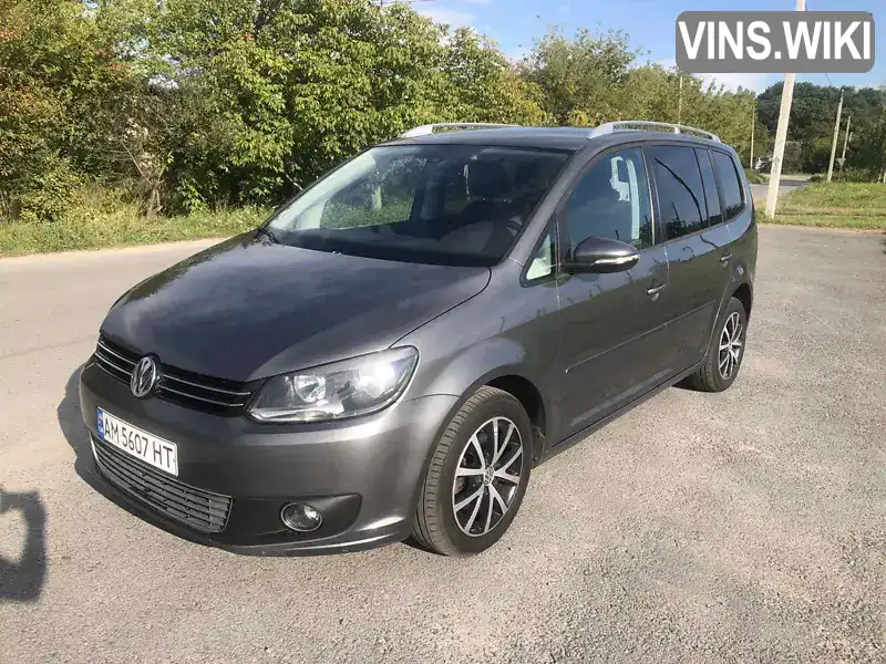 Мінівен Volkswagen Touran 2011 1.6 л. Ручна / Механіка обл. Житомирська, Звягель - Фото 1/21